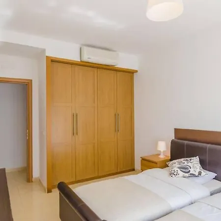 Holiday Home יורט דה מאר