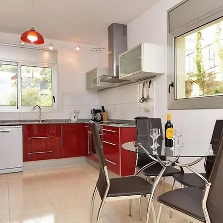 Holiday Home * יורט דה מאר